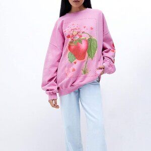 PACSUN STRAWBERRY SHORTCAKE OVERSIZED SWEATSHIRT PINK NWT ONE SIZE